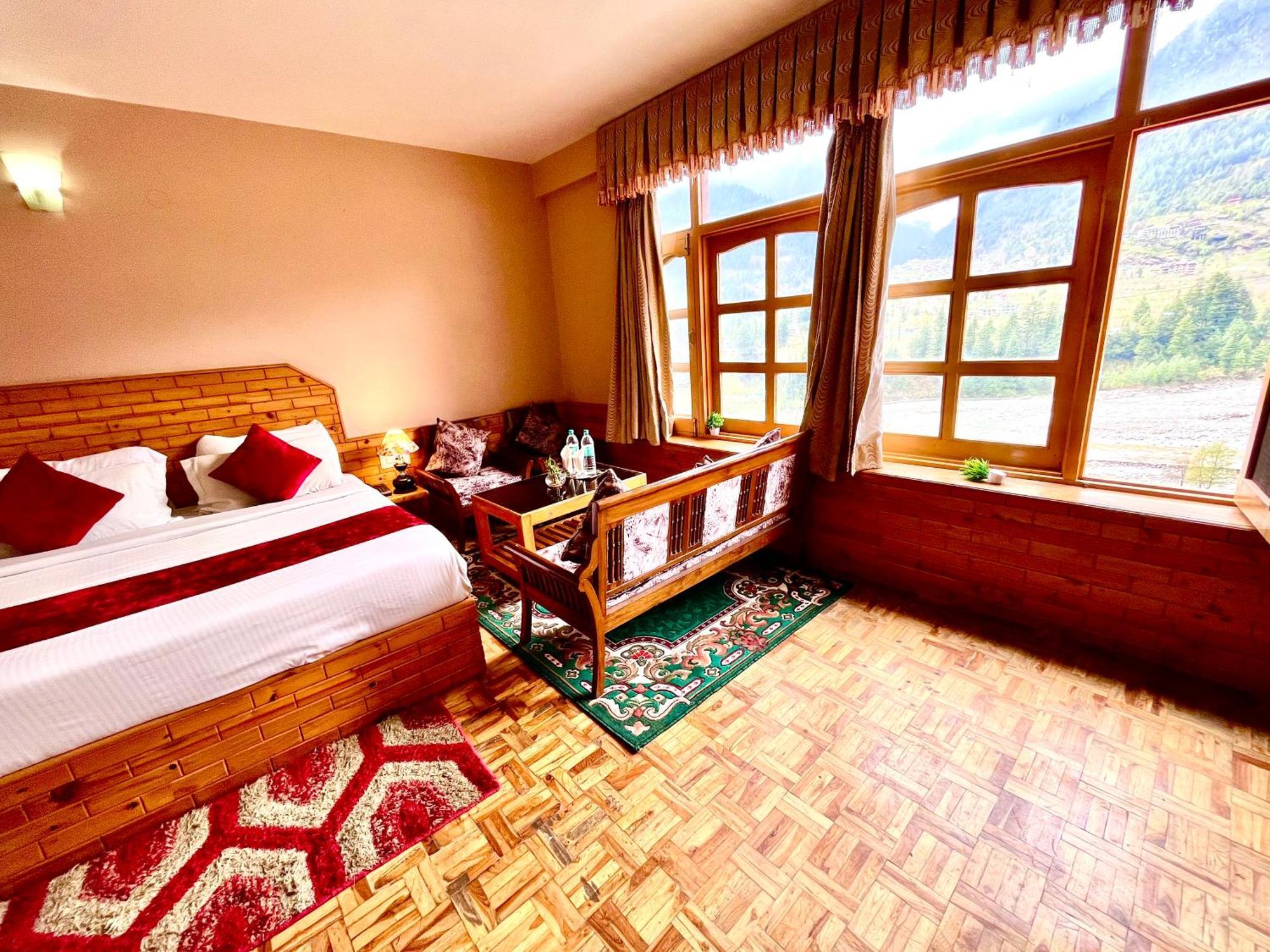 Snow Clad Riverview Hotel & Resort, Manali Kültér fotó