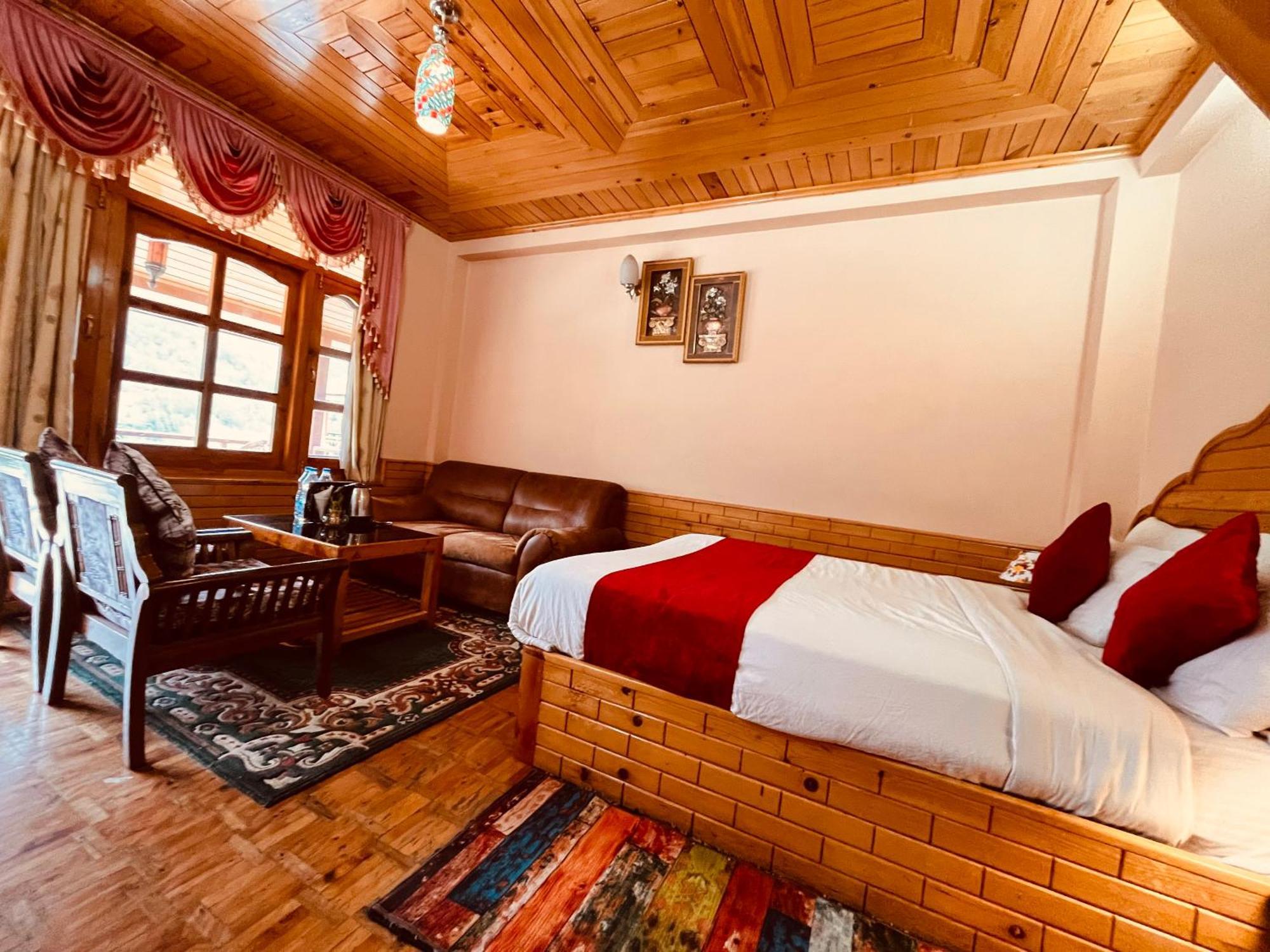 Snow Clad Riverview Hotel & Resort, Manali Kültér fotó
